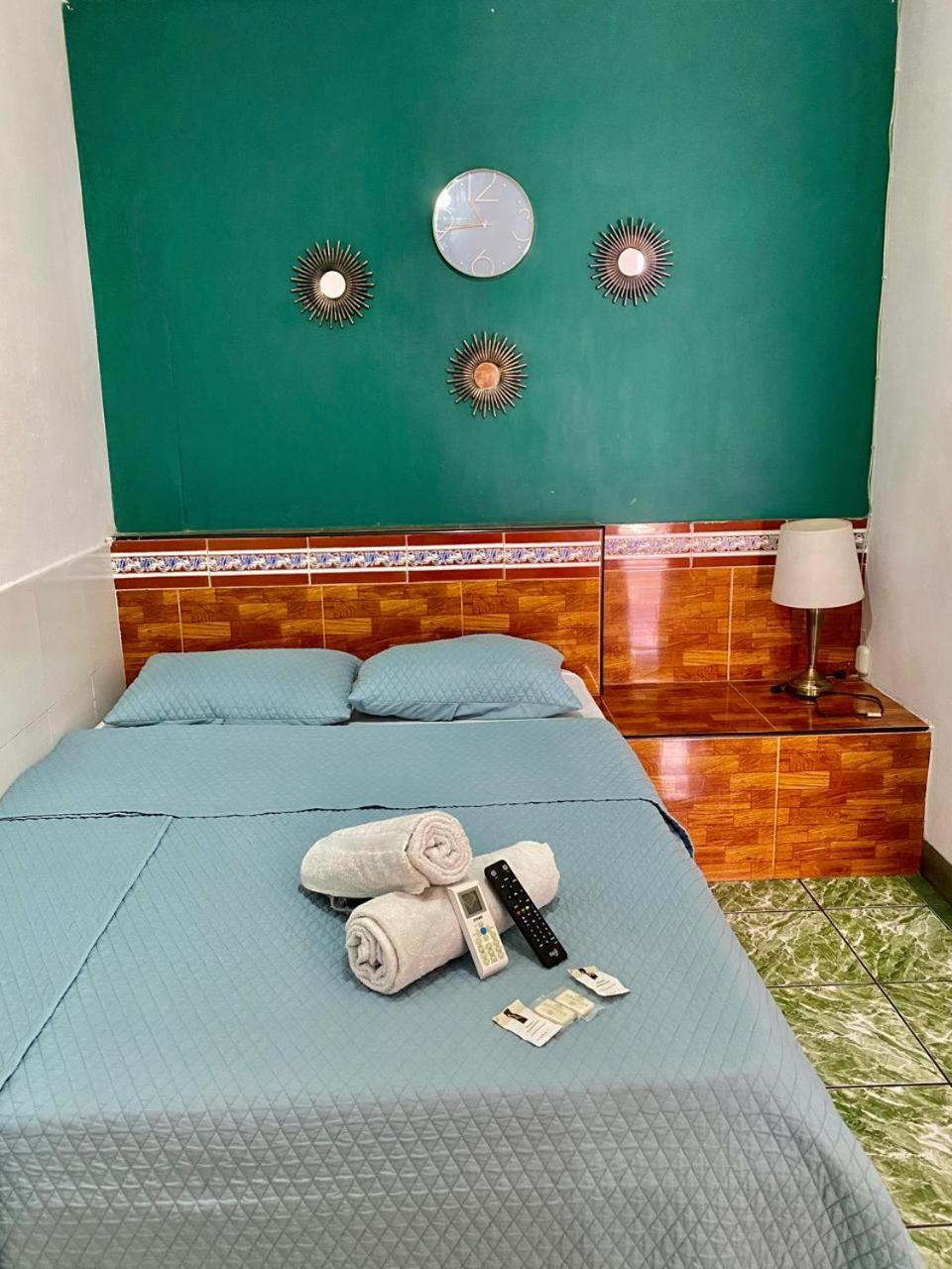 Hotel Marsella Sonsonate Exterior photo